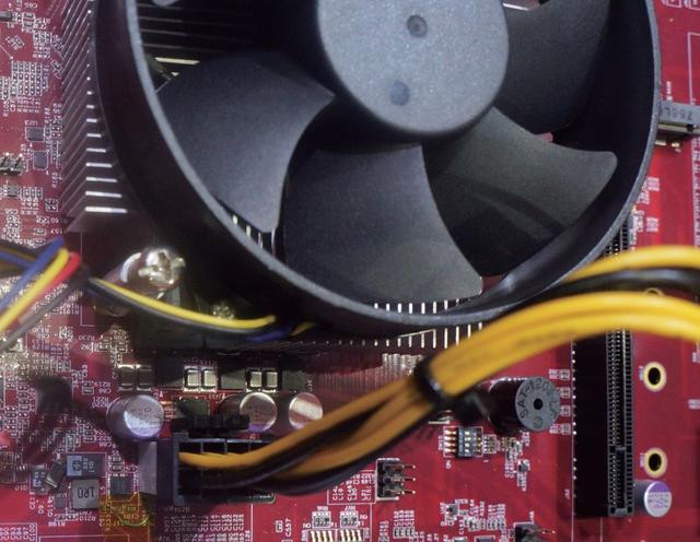 匹敌英特尔Core i5！ 国产3.0GHz x86处理器性能独家首测